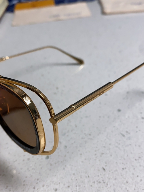 ルイヴィトンサングラス角部分ディテール